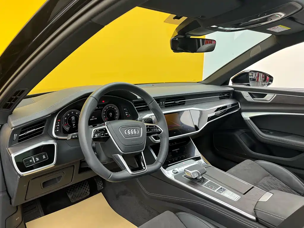 Audi A6L 2024 55 TFSI quattro Prestige Dynamic Edition
