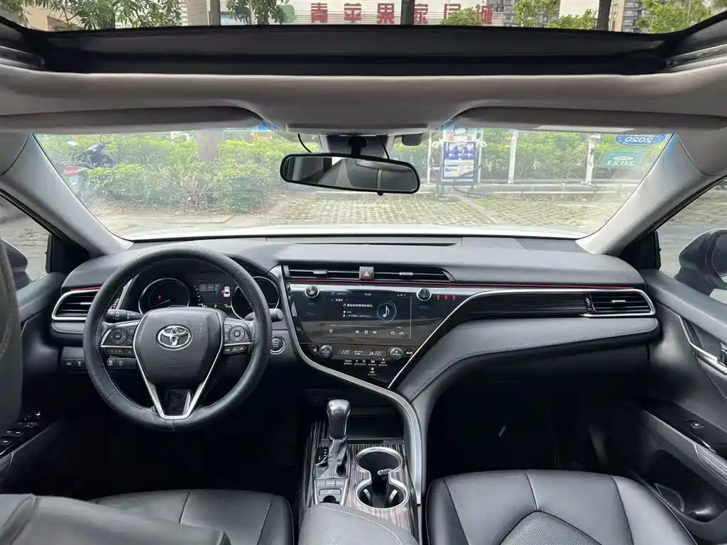 Camry 2019 2.5G Luxury Edition China VI