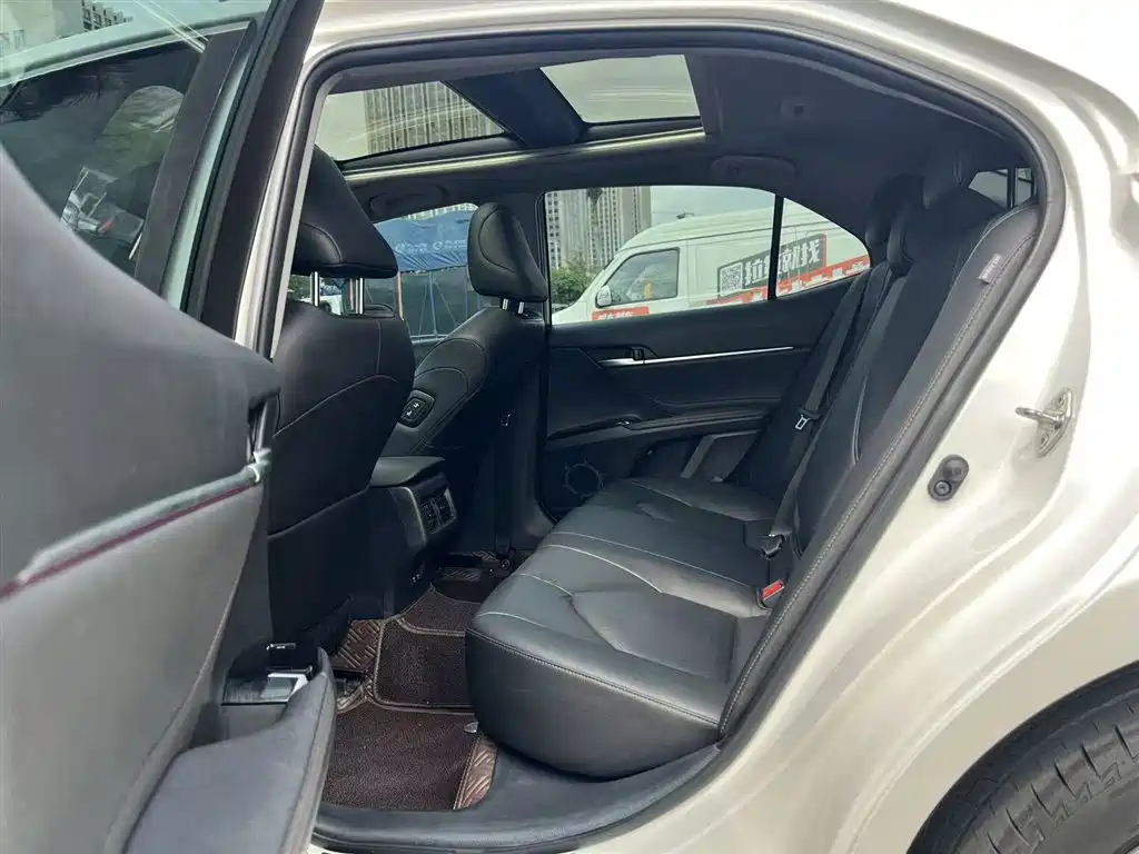 Camry 2019 2.5G Luxury Edition China VI