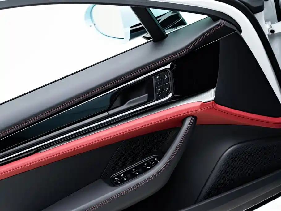 2024 Porsche Panamera 2.9T
