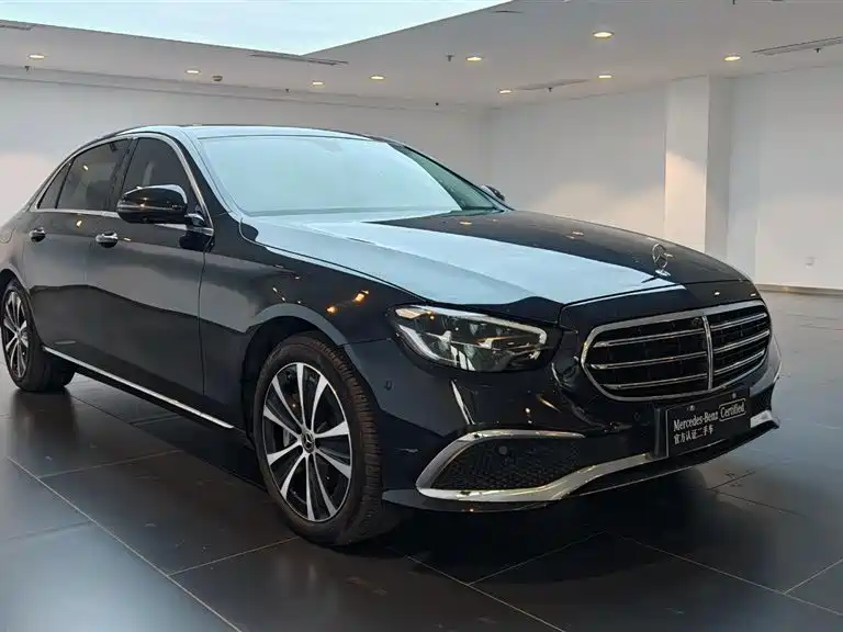 Mercedes-Benz E-Class E 350 e Plug-in Hybrid Sedan