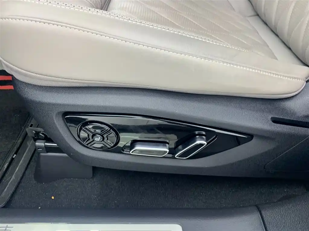 BYD Tang DM-i 115km Flagship (2025)