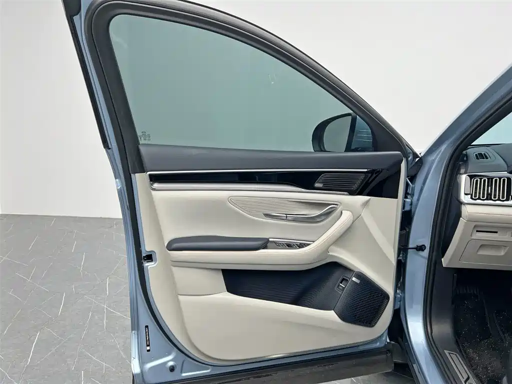 BYD Song Plus DM-i Champion Edition 150km Flagship Plus 5G 2023