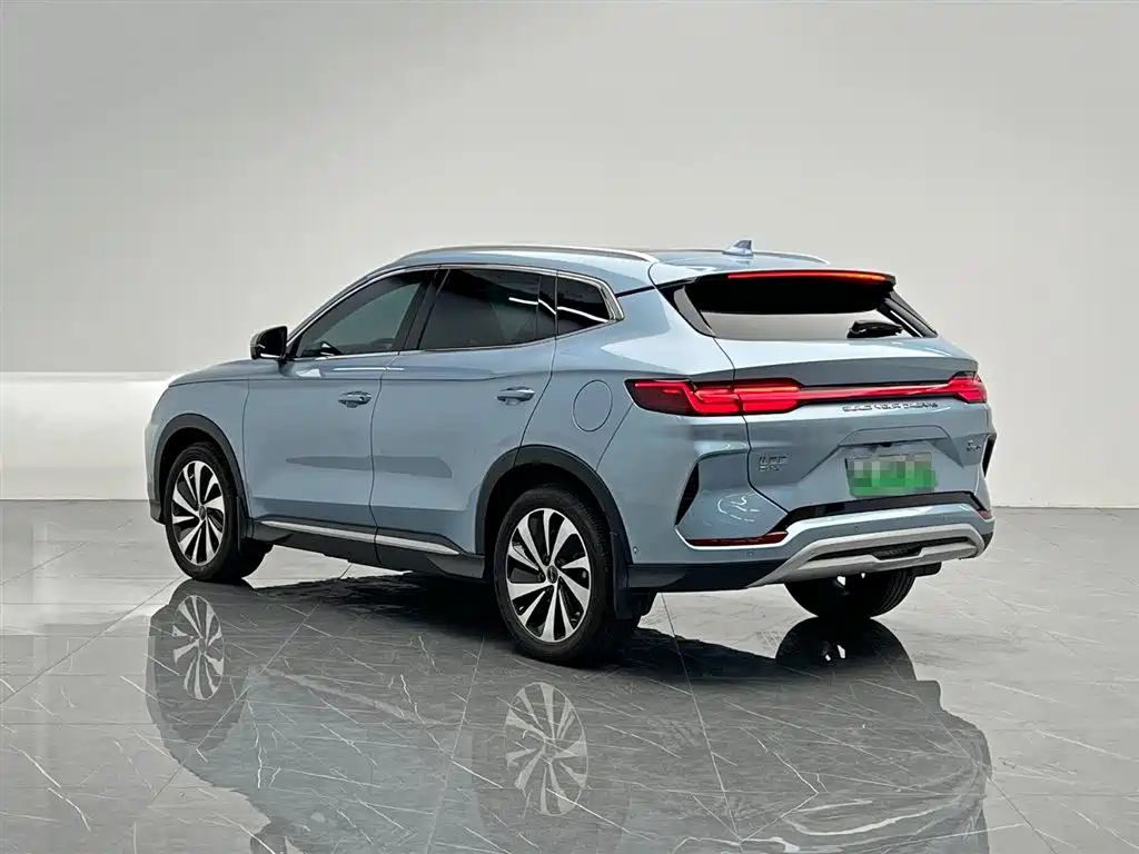 BYD Song Plus DM-i Champion Edition 150km Flagship Plus 5G 2023