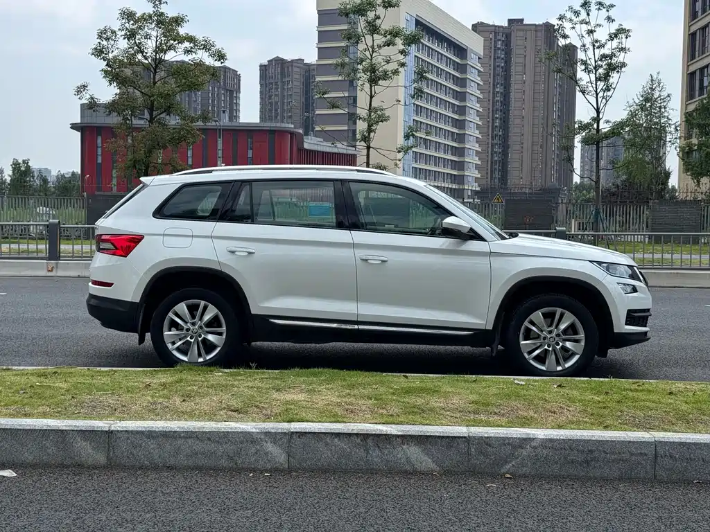 Skoda Kodiaq 2017 TSI330 5-seat 2WD Luxury