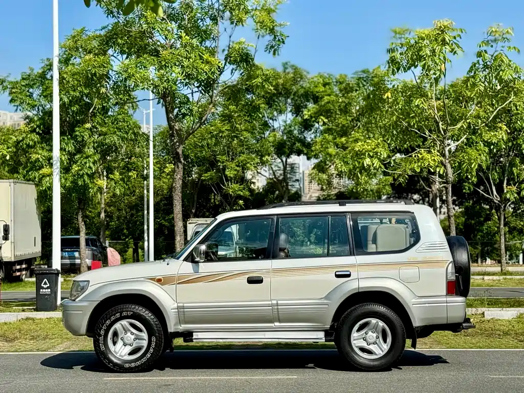 Prado (Imported) 2001 2.7L Automatic