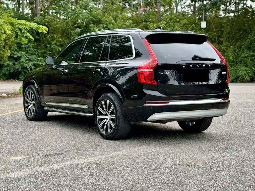 Volvo XC90 2022 B6 Momentum 7-seater