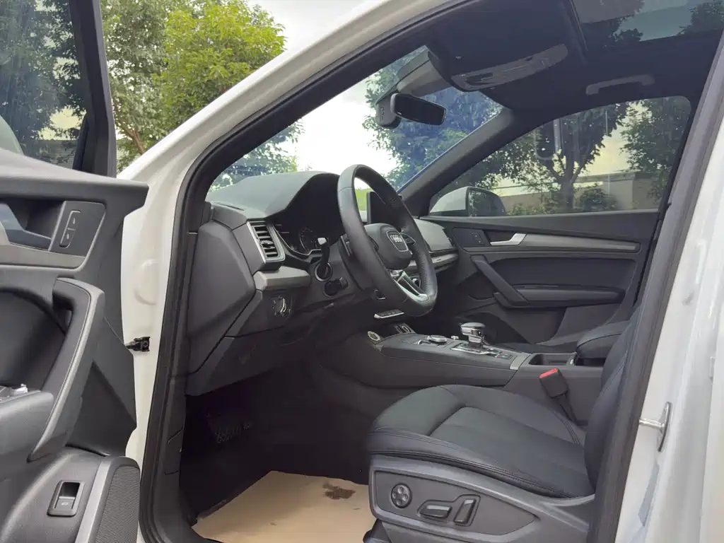 Audi Q5L 2018 40 TFSI