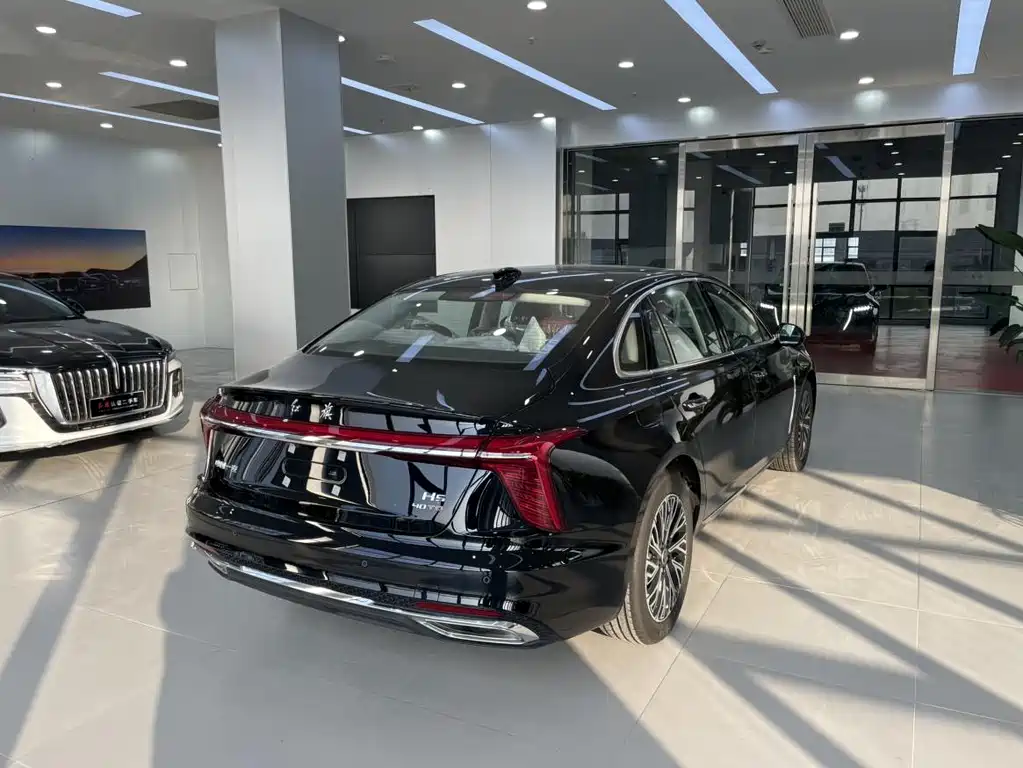 Hongqi H5 2025 2.0T Automatic Qi Chang Edition