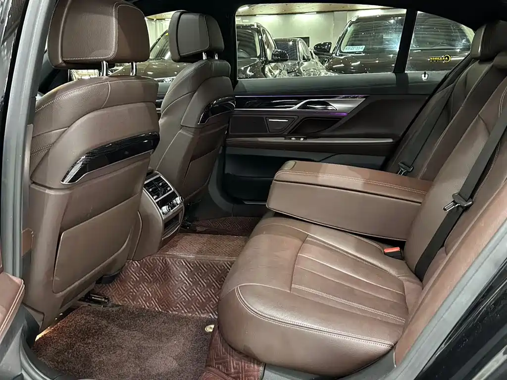 BMW 7 Series 2018 730Li Leading Edition M Sport Package