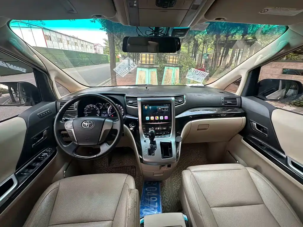 Alphard 2012 2.4L Luxury Edition
