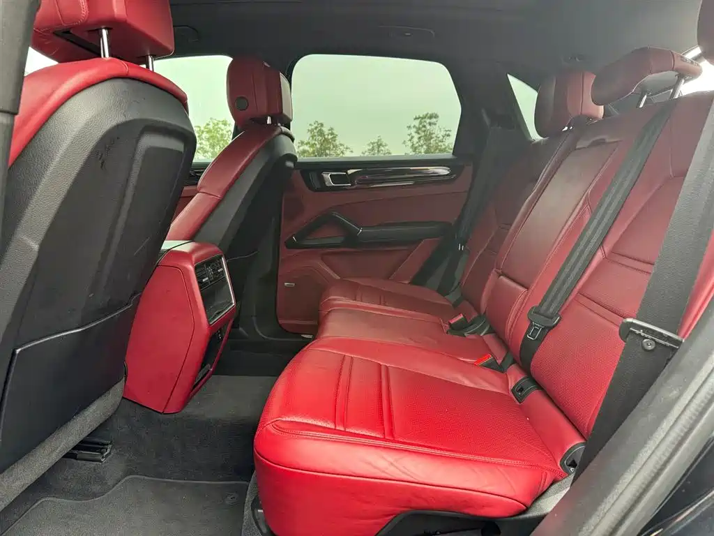 Porsche Cayenne 2019 3.0T