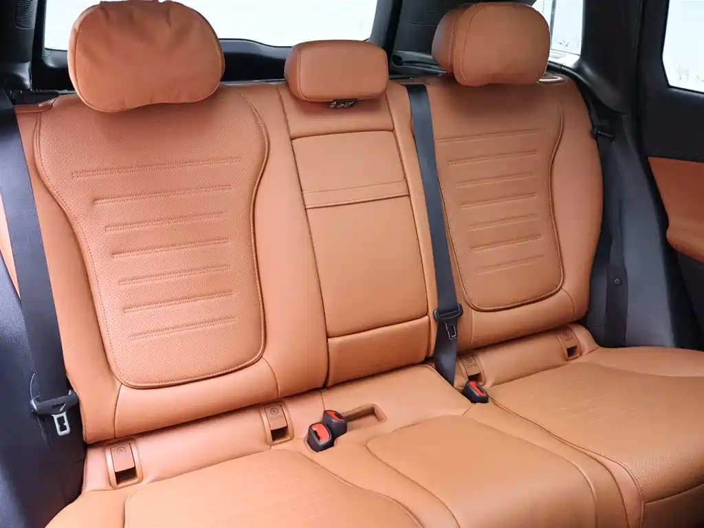 Mercedes-Benz GLC 2023 GLC 260 L 4MATIC Sport 5-Seater