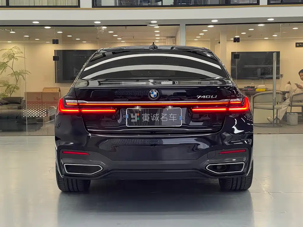 BMW 7 Series 2021 740Li Leading Edition M Sport Package