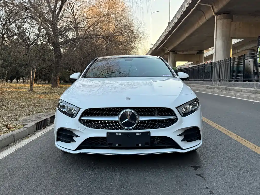 Mercedes-Benz A-Class 2023 A 200 L Fashion Edition