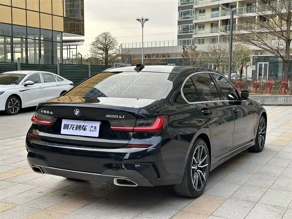 BMW 3 Series 2022 325Li M Sport Package