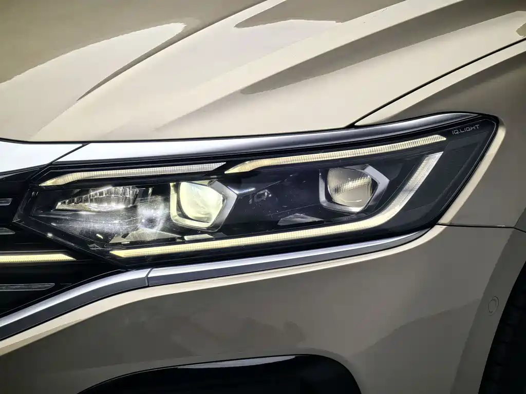 Passat 2022 330TSI Luxury Edition