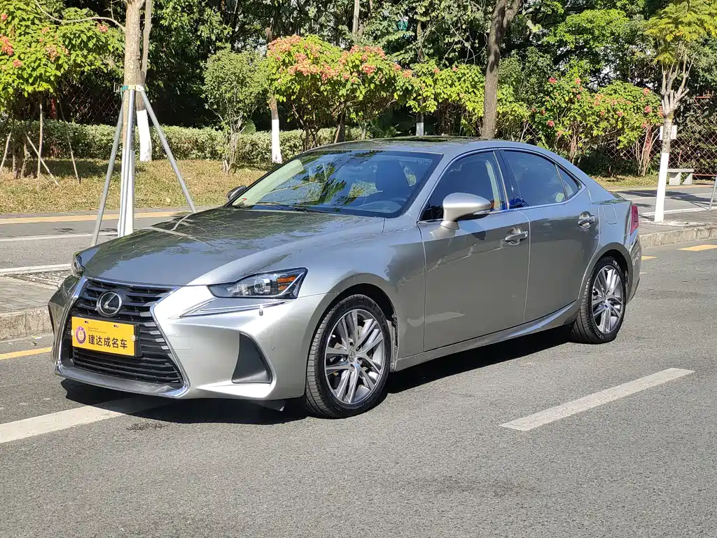 Lexus IS 2017 300 F Sport