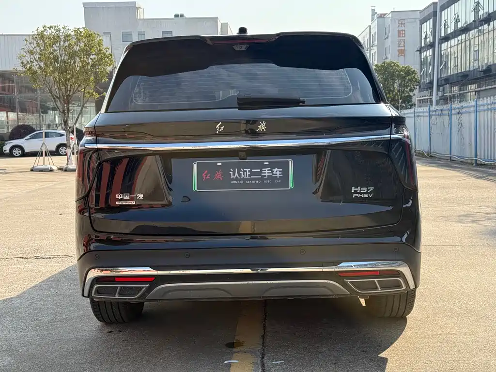 Hongqi HS7 PHEV 2024 2.0T AWD Qi Chang Edition 6-Seater