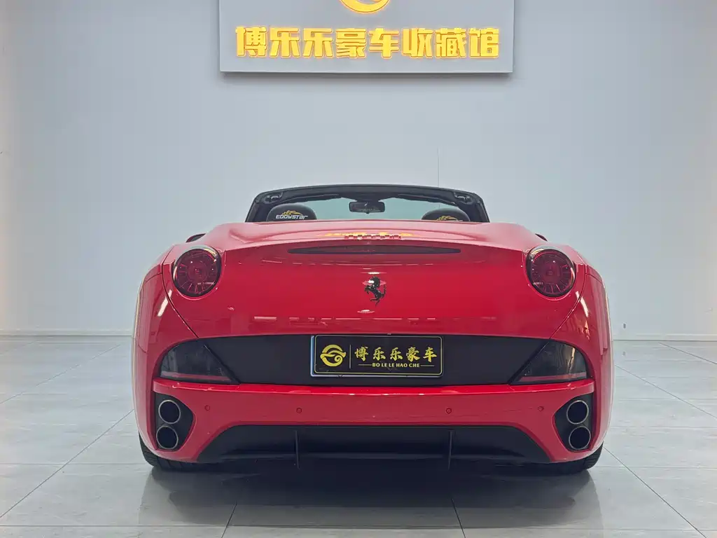 Ferrari California T 2012 4.3L Standard