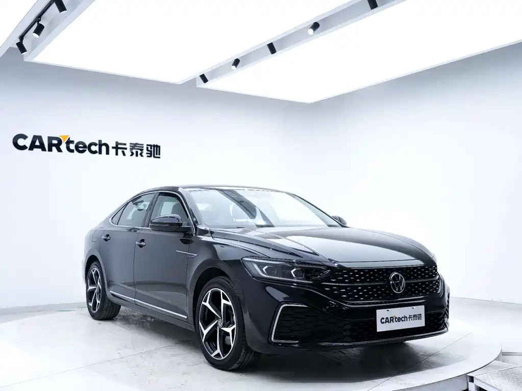 Volkswagen Passat 2023 Facelift 330TSI Starry Sky Luxury Edition