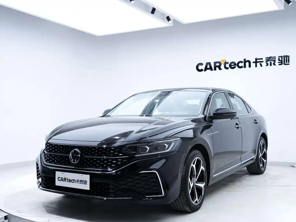 Volkswagen Passat 2023 Facelift 330TSI Starry Sky Luxury Edition
