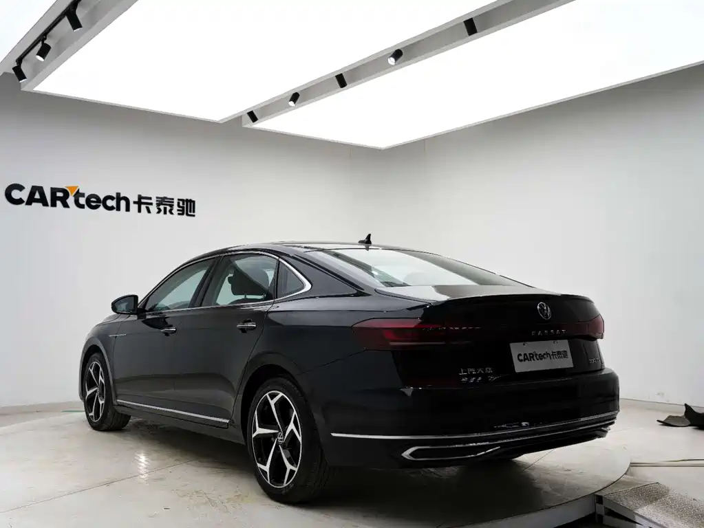 Volkswagen Passat 2023 Facelift 330TSI Starry Sky Luxury Edition