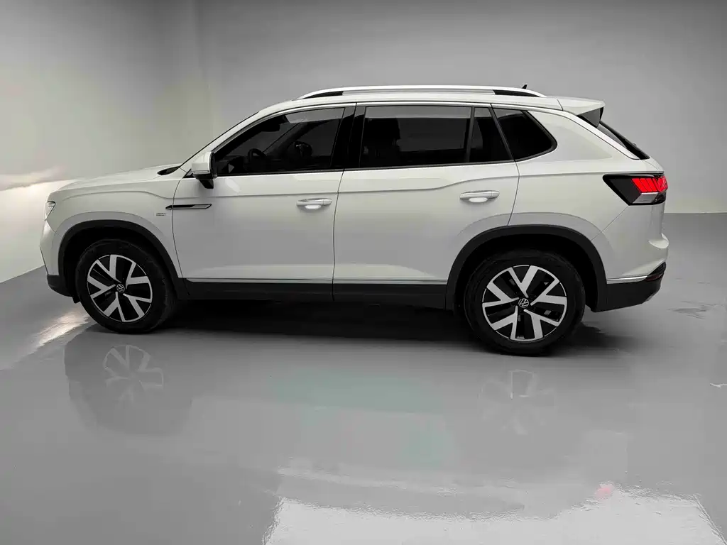 Tayron 2024 330TSI 2WD Luxury Plus Advanced Edition