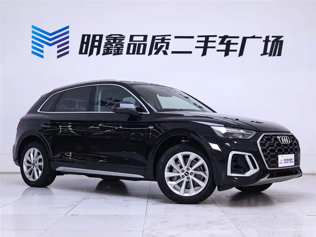 Audi Q5L 2022 40T Premium Sport