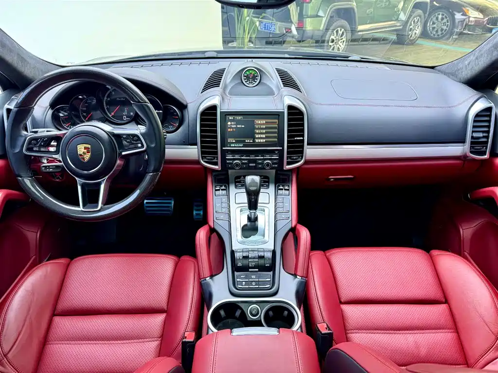 Cayenne 2015 Cayenne Turbo 4.8T
