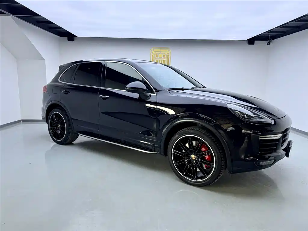Cayenne 2015 Cayenne Turbo 4.8T