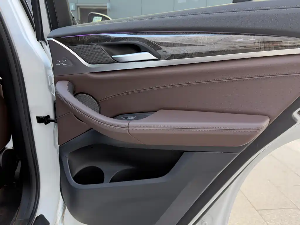 BMW X3 2018 xDrive30i Leading Edition M Sport Package China V