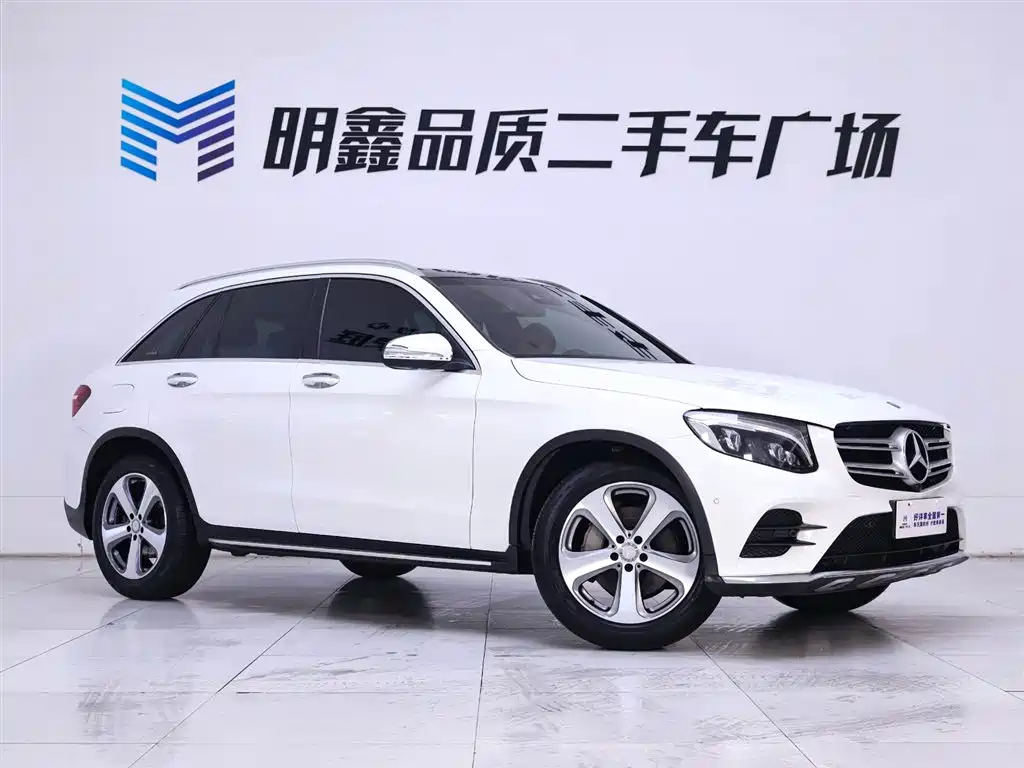 Mercedes-Benz GLC 300 4MATIC Dynamic 2017