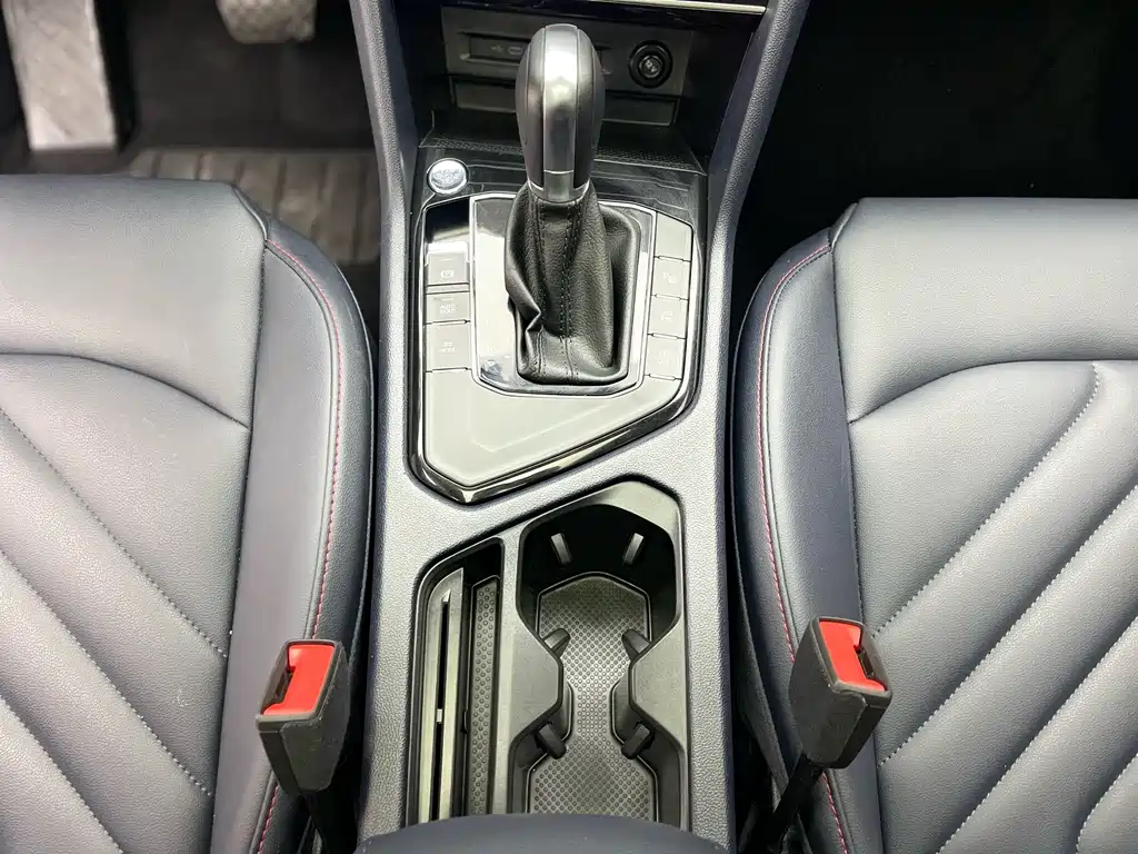 Volkswagen Tayron 2023 300TSI FWD Yuezun Edition