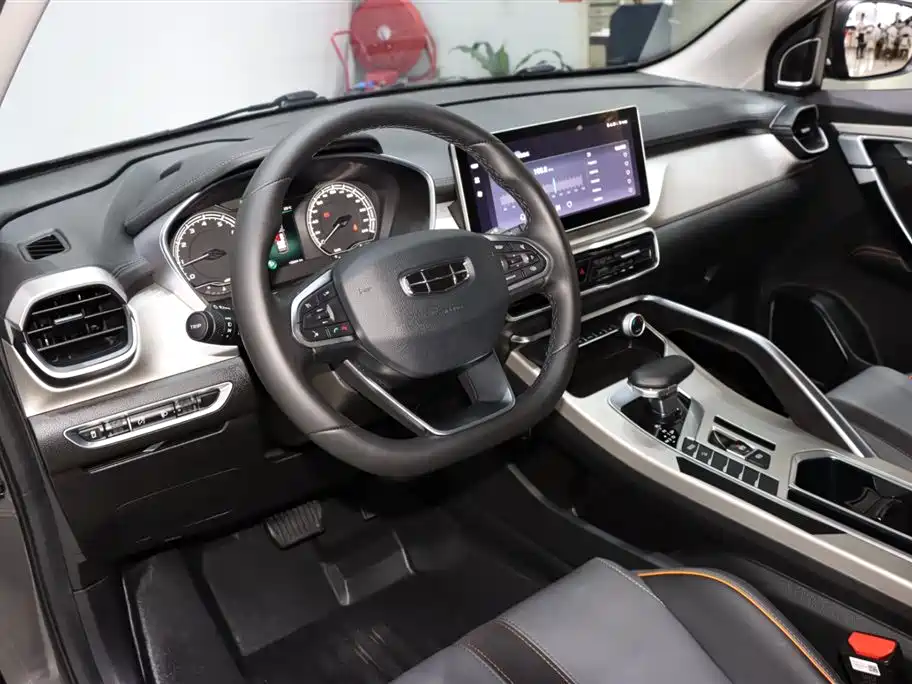 Geely Binyue 2023 1.5T DCT Platinum Edition