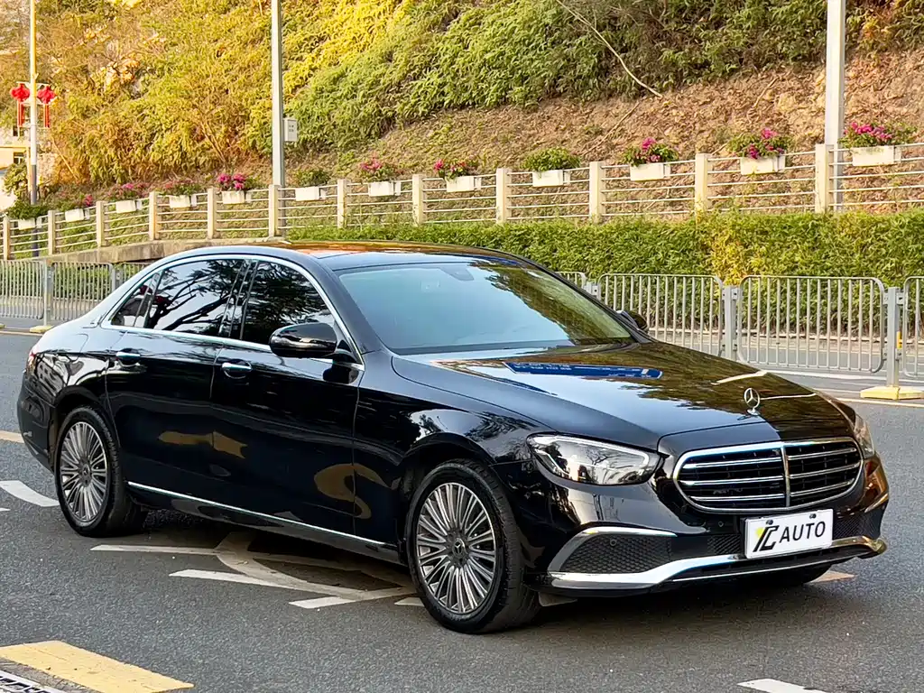 Mercedes-Benz E-Class 2022 E 300 L Luxury