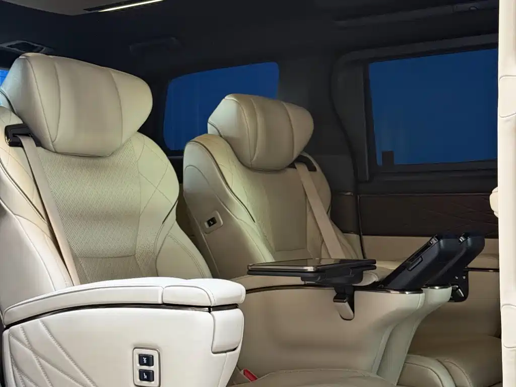 Toyota Alphard 2025 Hybrid 2.5L Premium Gold Edition