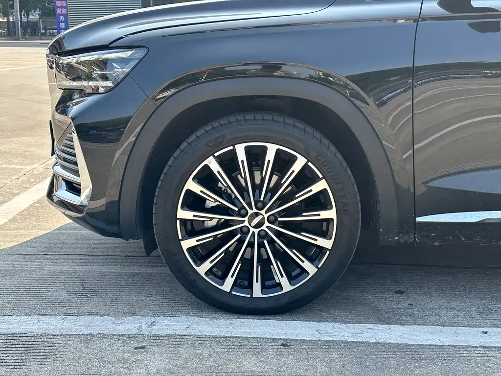 Geely Monjaro 2025 Dongfang Yao 2.0TD Automatic Jinzhao Edition