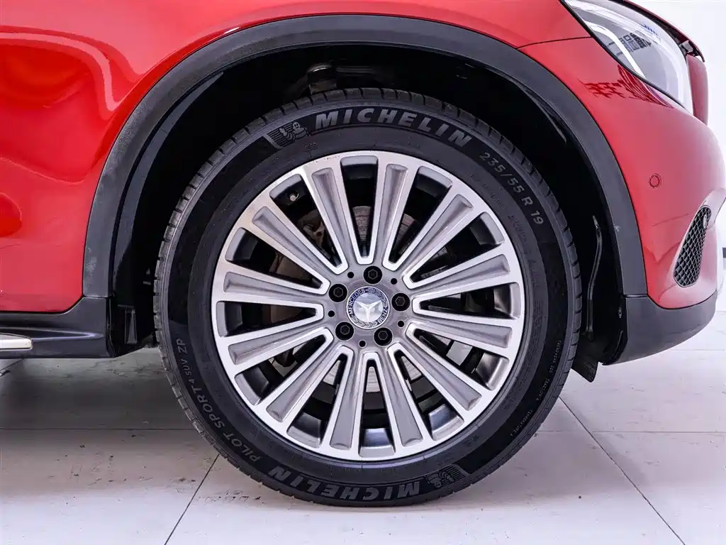 Mercedes-Benz GLC 260 4MATIC Dynamic (2016)