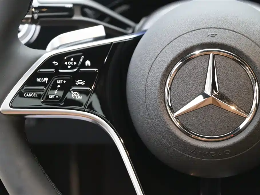 Mercedes-Benz E-Class 2026 E 300 L Luxury