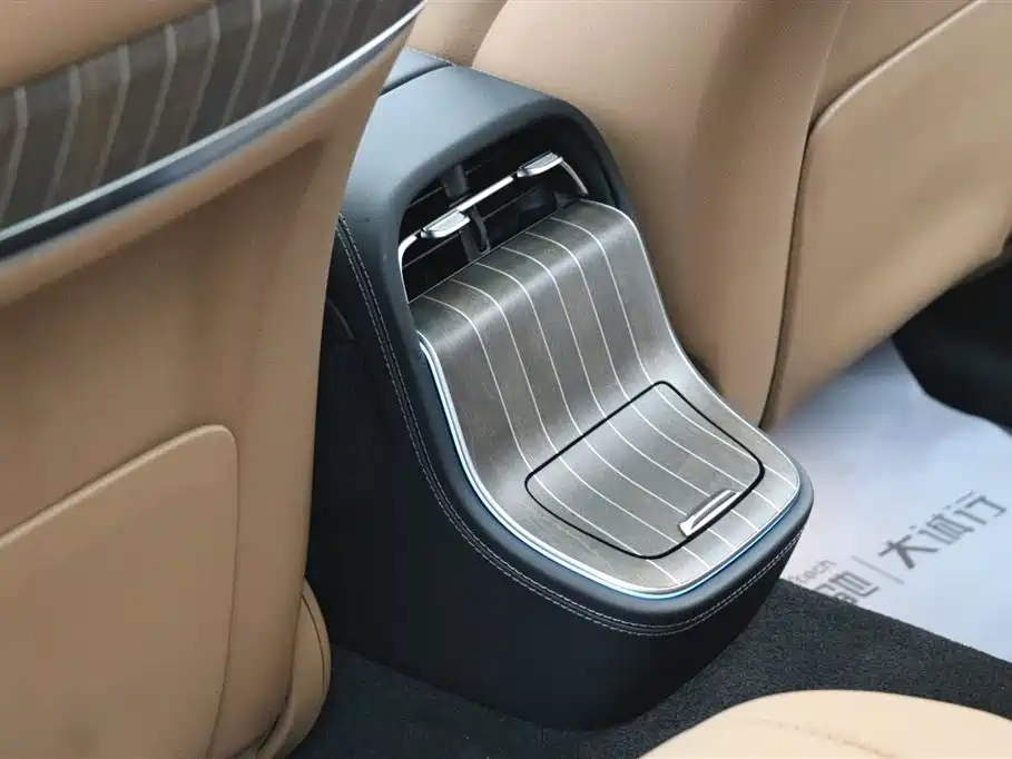Mercedes-Benz E-Class 2026 E 300 L Luxury