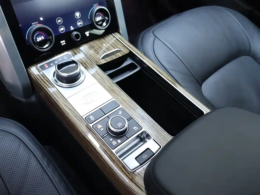 Range Rover 2019 3.0 Supercharged V6 Long Wheelbase