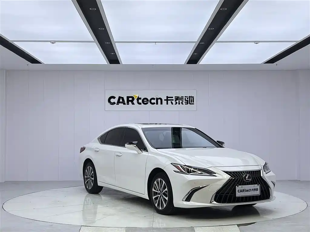 Lexus ES 2022 200 Excellence Edition
