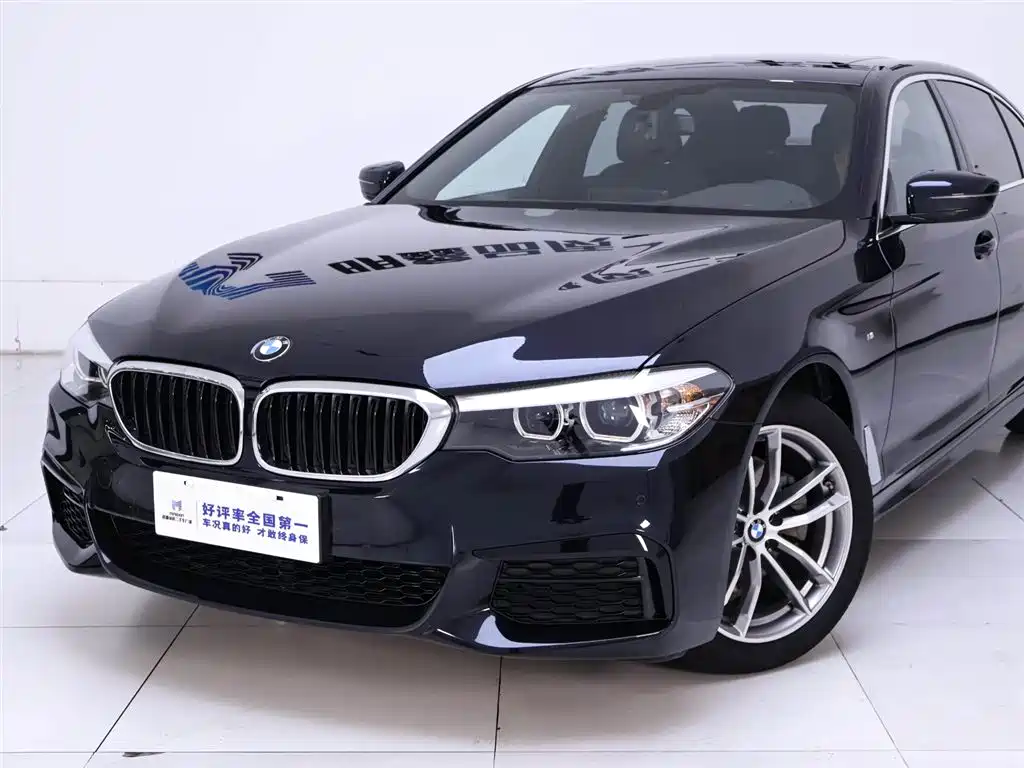BMW 5 Series 2020 525Li M Sport Package