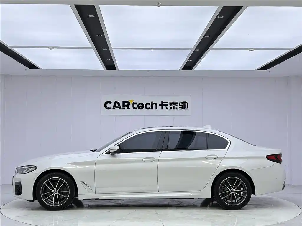 BMW 5 Series 2022 Updated 525Li M Sport Package
