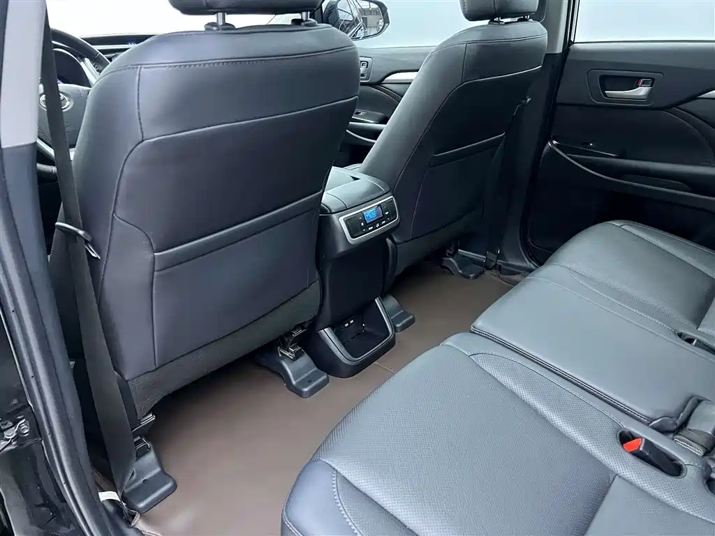 Highlander 2020 2.0T AWD Million Edition 7-Seater