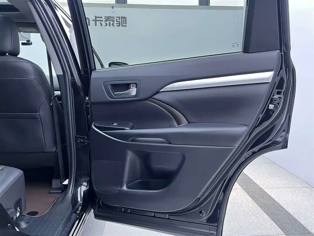 Highlander 2020 2.0T AWD Million Edition 7-Seater
