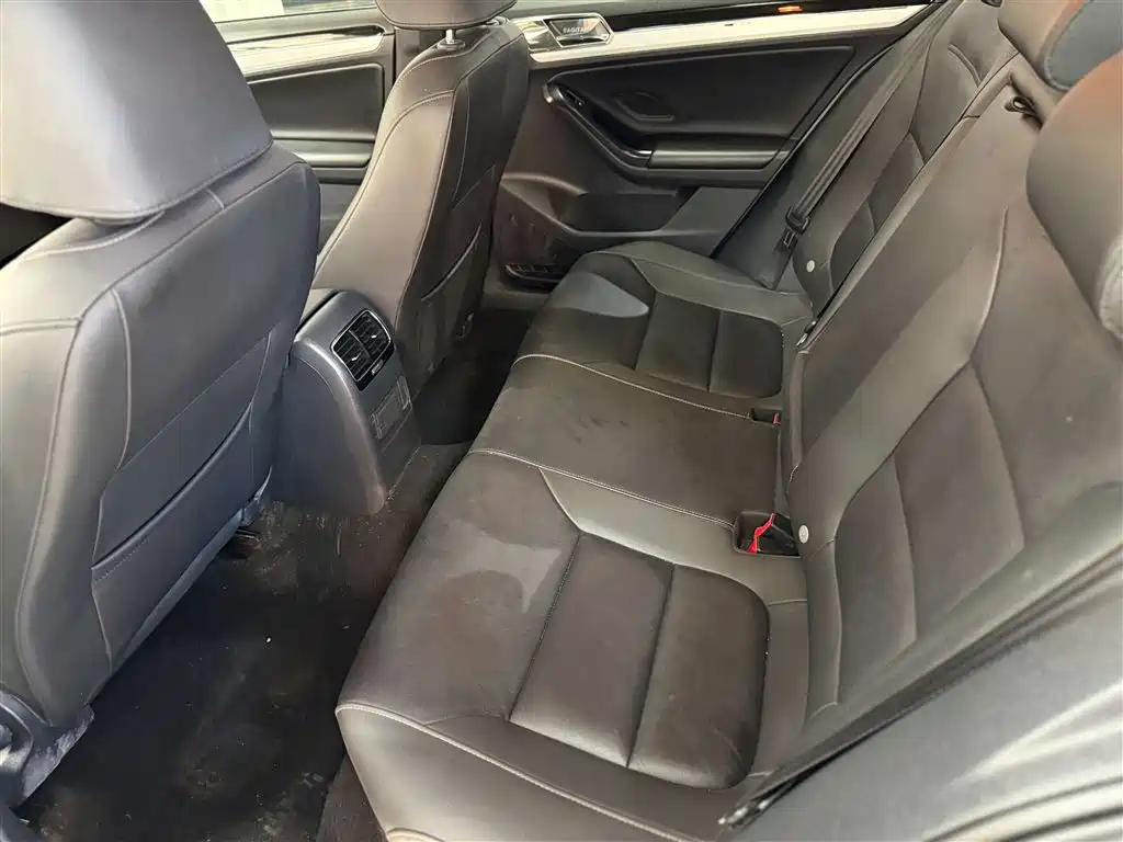Volkswagen Sagitar 2018 1.6L Comfortline Automatic
