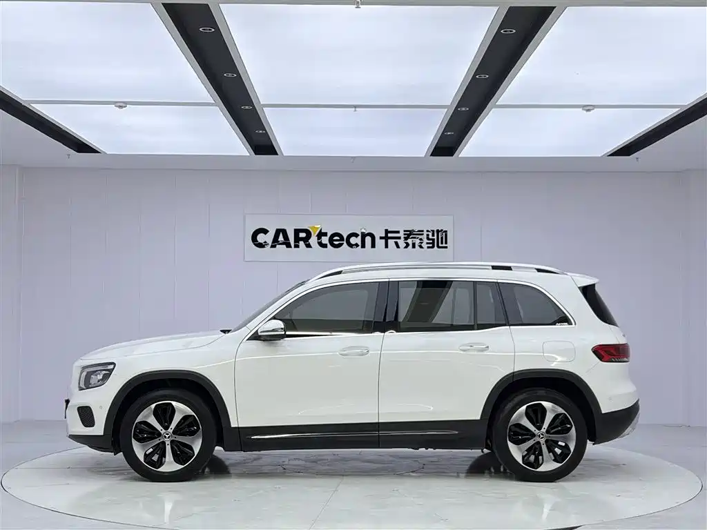 Mercedes-Benz GLB 200 Fashion Edition 2022 Facelift