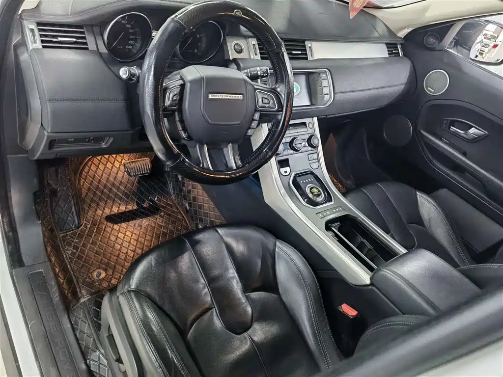 Range Rover Evoque 2015 2.0T 5-door HSE